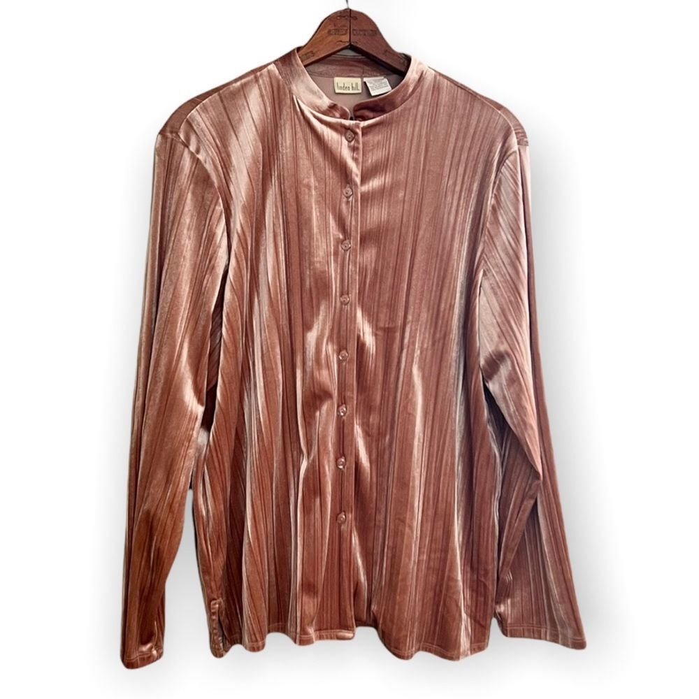 🔥Offer🔥 Linden Hill Button Down Velvet Shirt